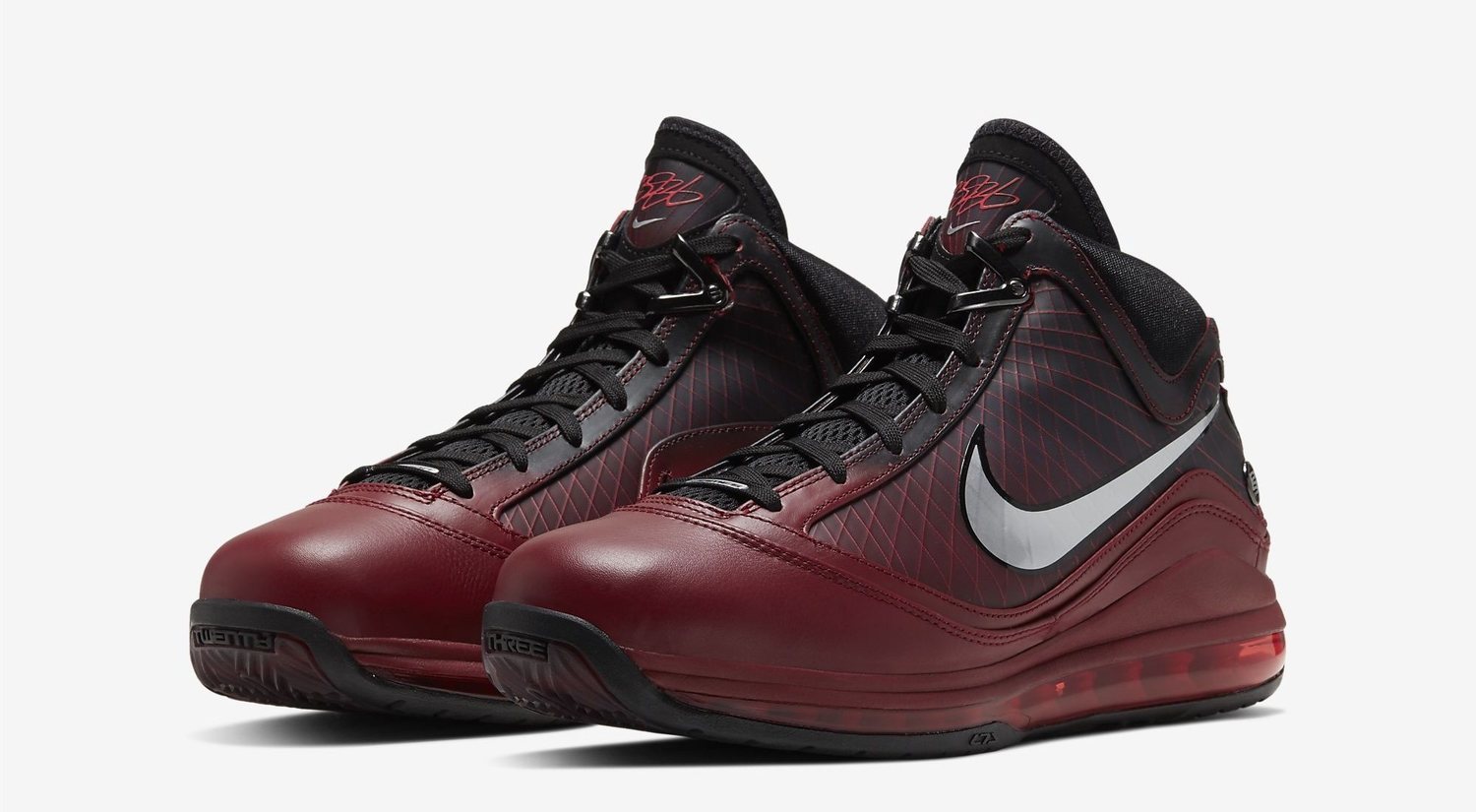 LeBron VII Christmas Retro, las botas de Nike para la Navidad