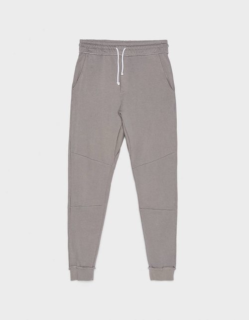 Pantalón jogger.