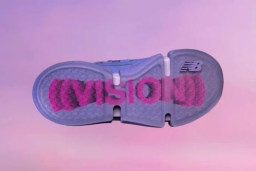 La suela de las Jaden Smith x New Balance Vision Racer tienen el enorme ((Vision)) como protagonista.