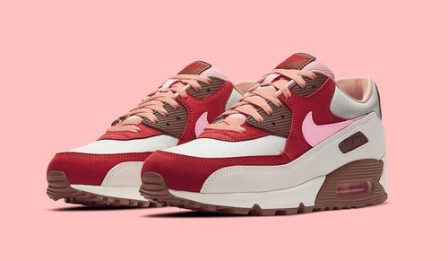 Uno de los lanzamientos más esperado es el de las Air Max 90 'Bacon', las cuales usan una gama de colores que refleja las distintas fases de la preparación del bacon.